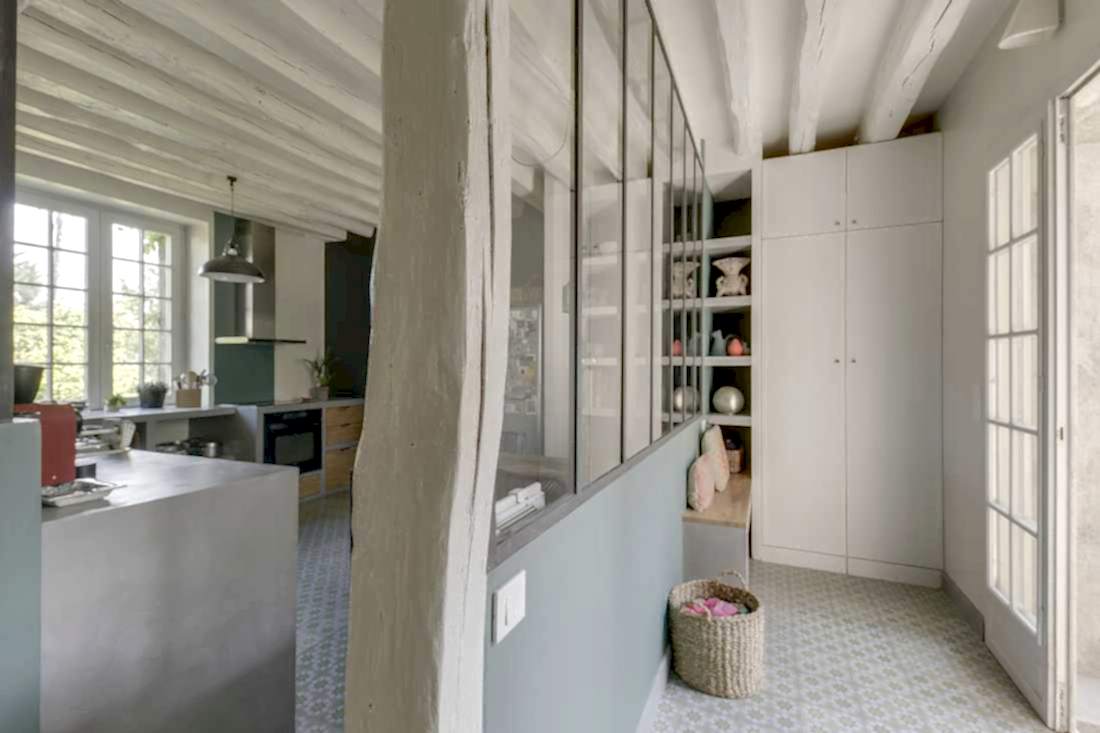 Rangements intégrés conçus par un architecte à Paris