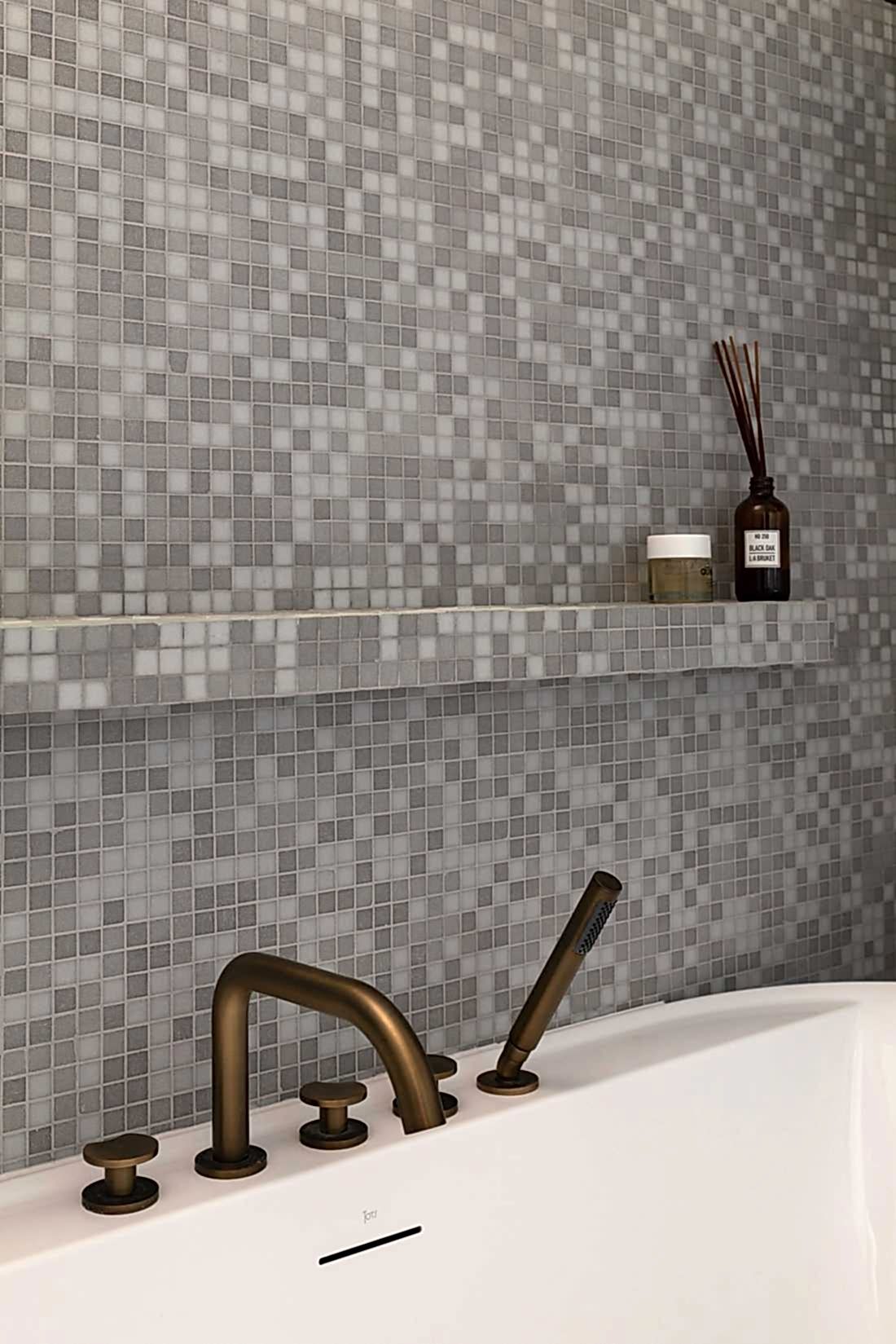 Détail de la salle de bain