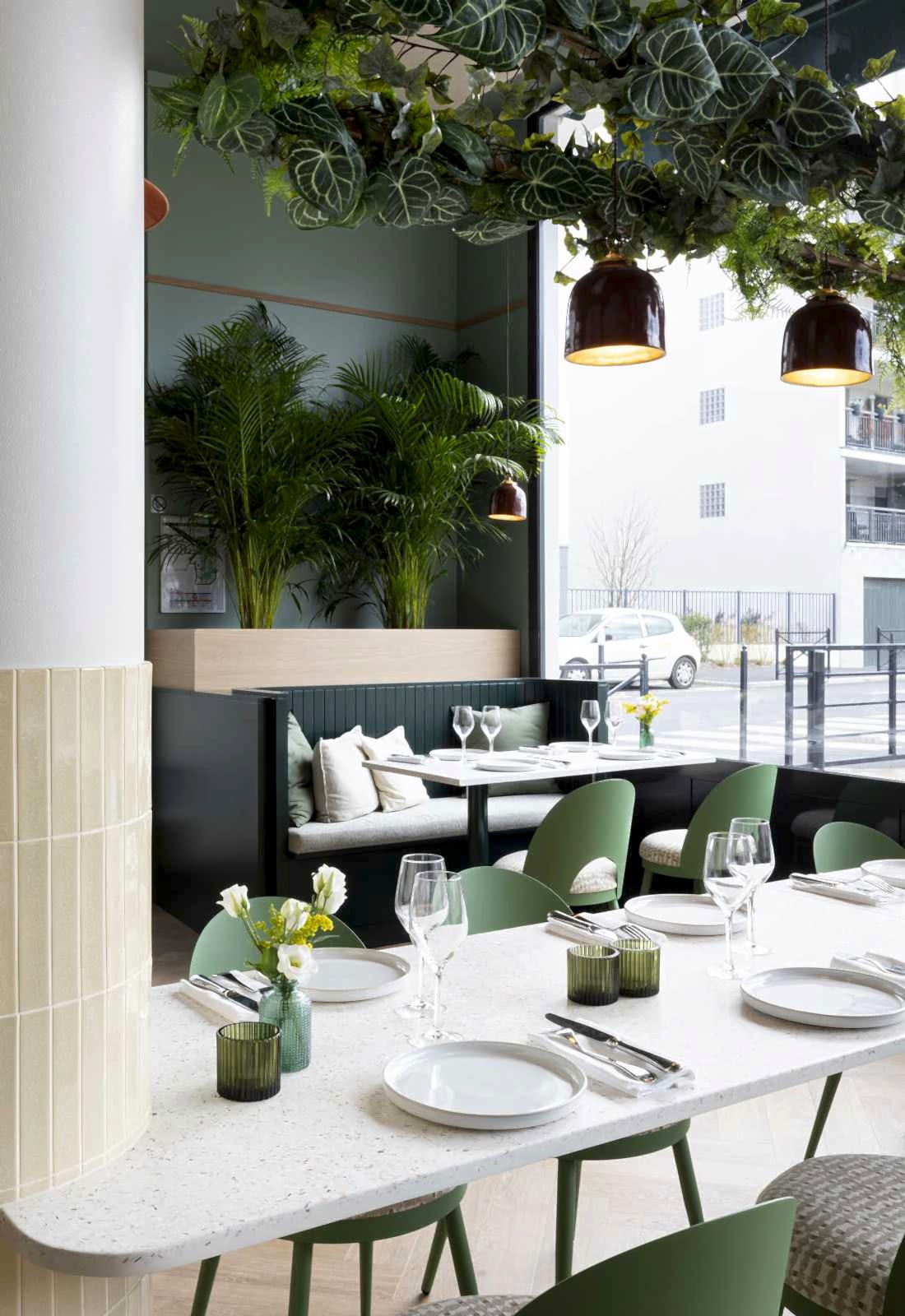 Aménagement intérieur d'un restaurant haut de gamme par un architecte en Ile de France