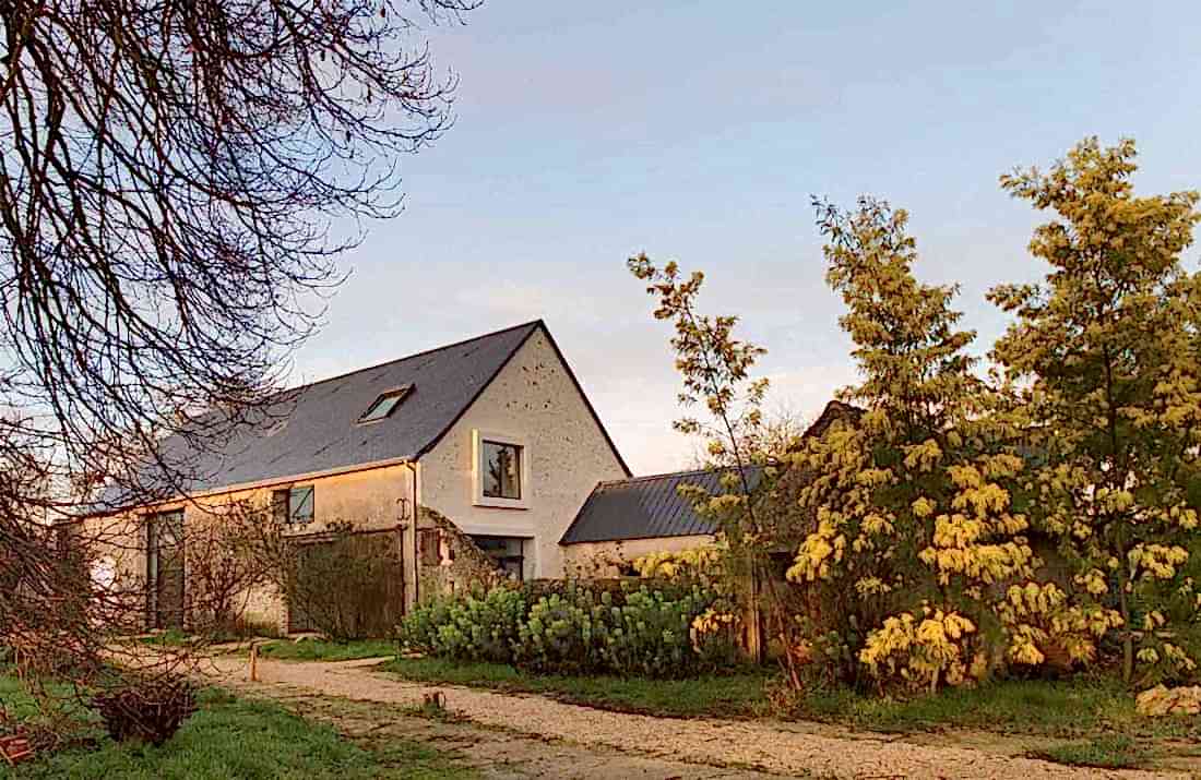 Transformation grange en maison d'hôtes - le séjour