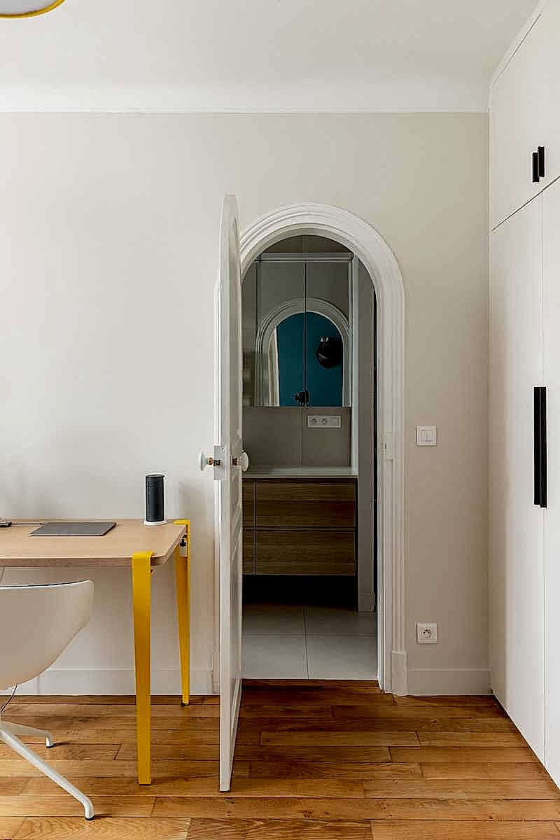 Rénovation d'un appartement atelier artiste - accès à la salle d'eau