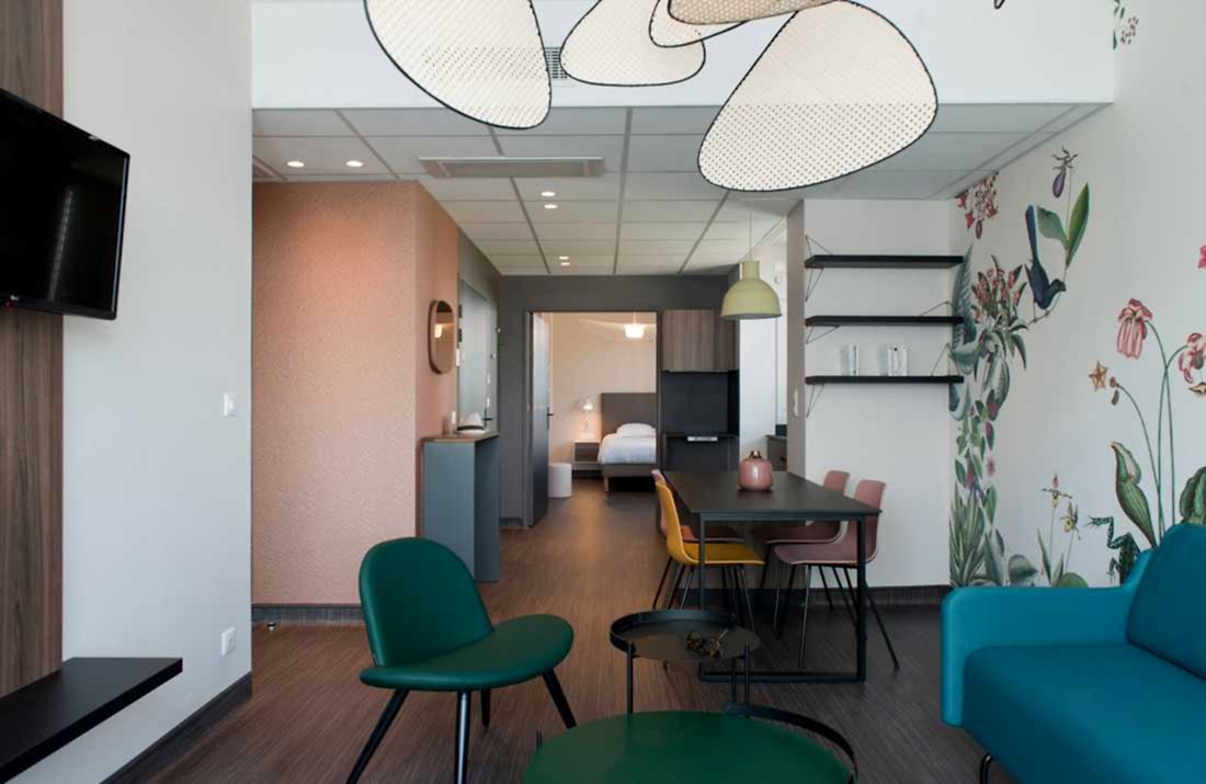 Relooking intérieur d'une maternité à Paris