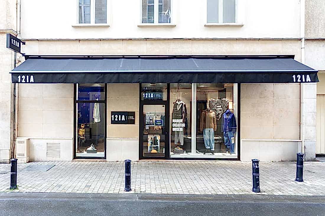 Devanture de la boutique 12IA