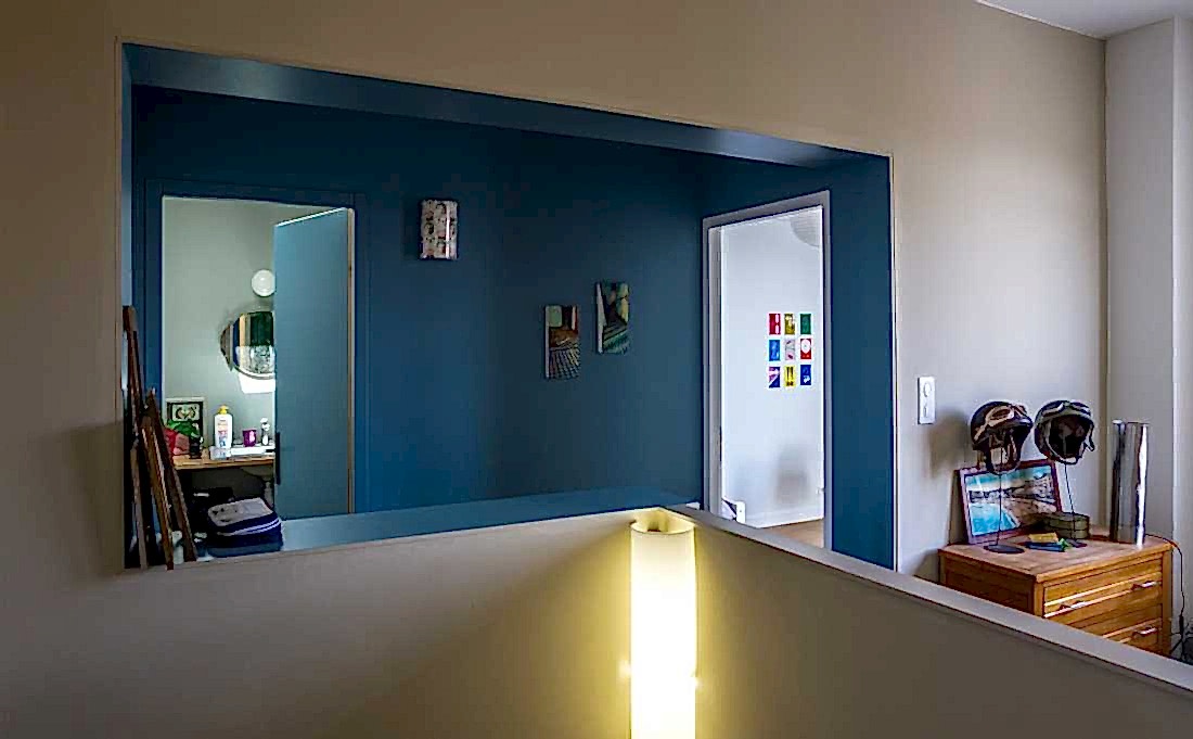 Couloir à l'intérieur de l'extension de la maison de ville