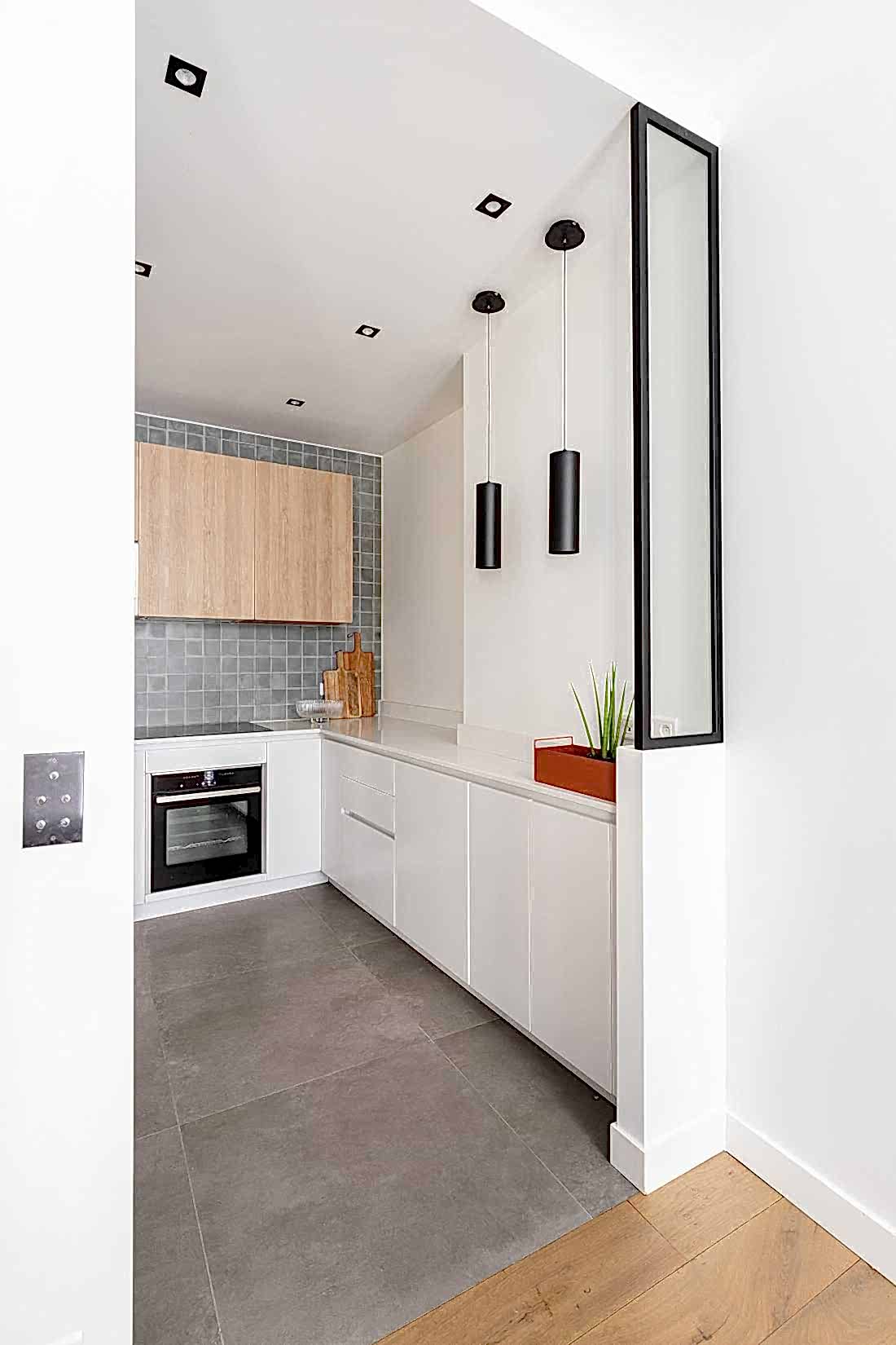 Cuisine semi-ouverte conçu par un architecte d'intérieur