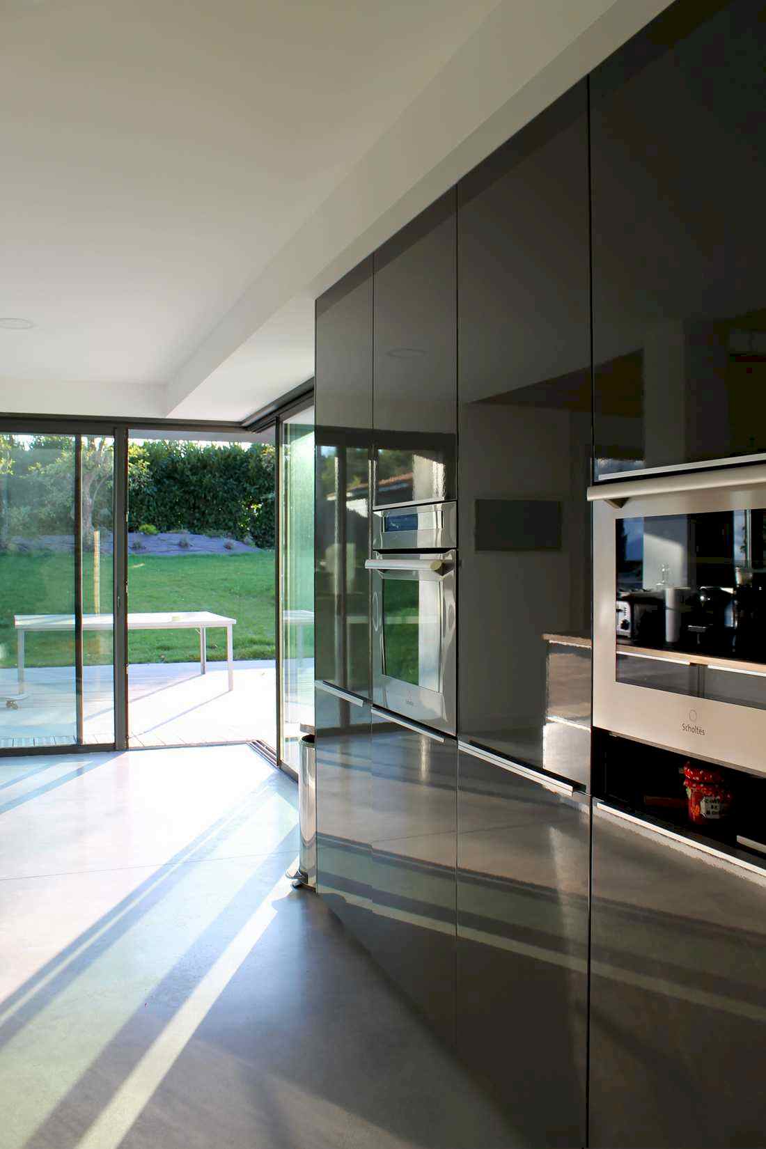 Cuisine aménagée par un architecte d'interieur à Paris