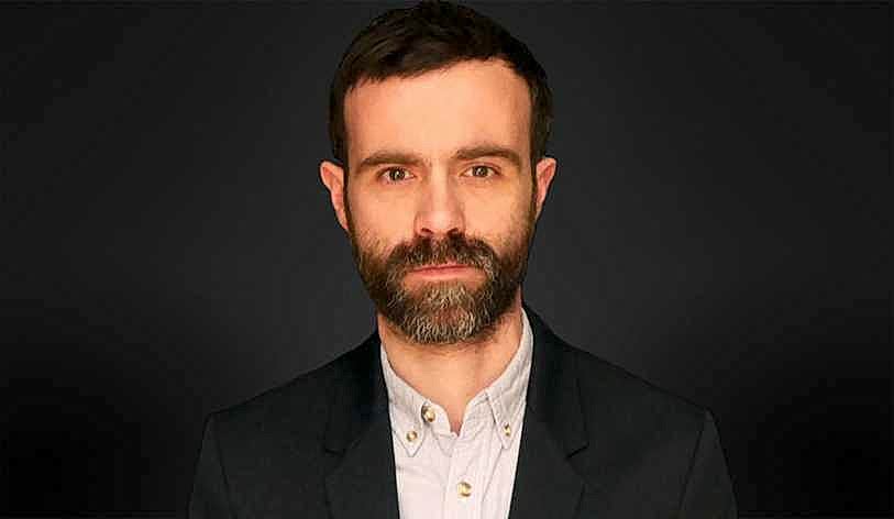 Architecte DPLG depuis 12 ans, Benoit Dufour ancre mon travail sur les notions d’optimisation et de modularité - transformer, adapter les volumes pour répondre à vos besoins.