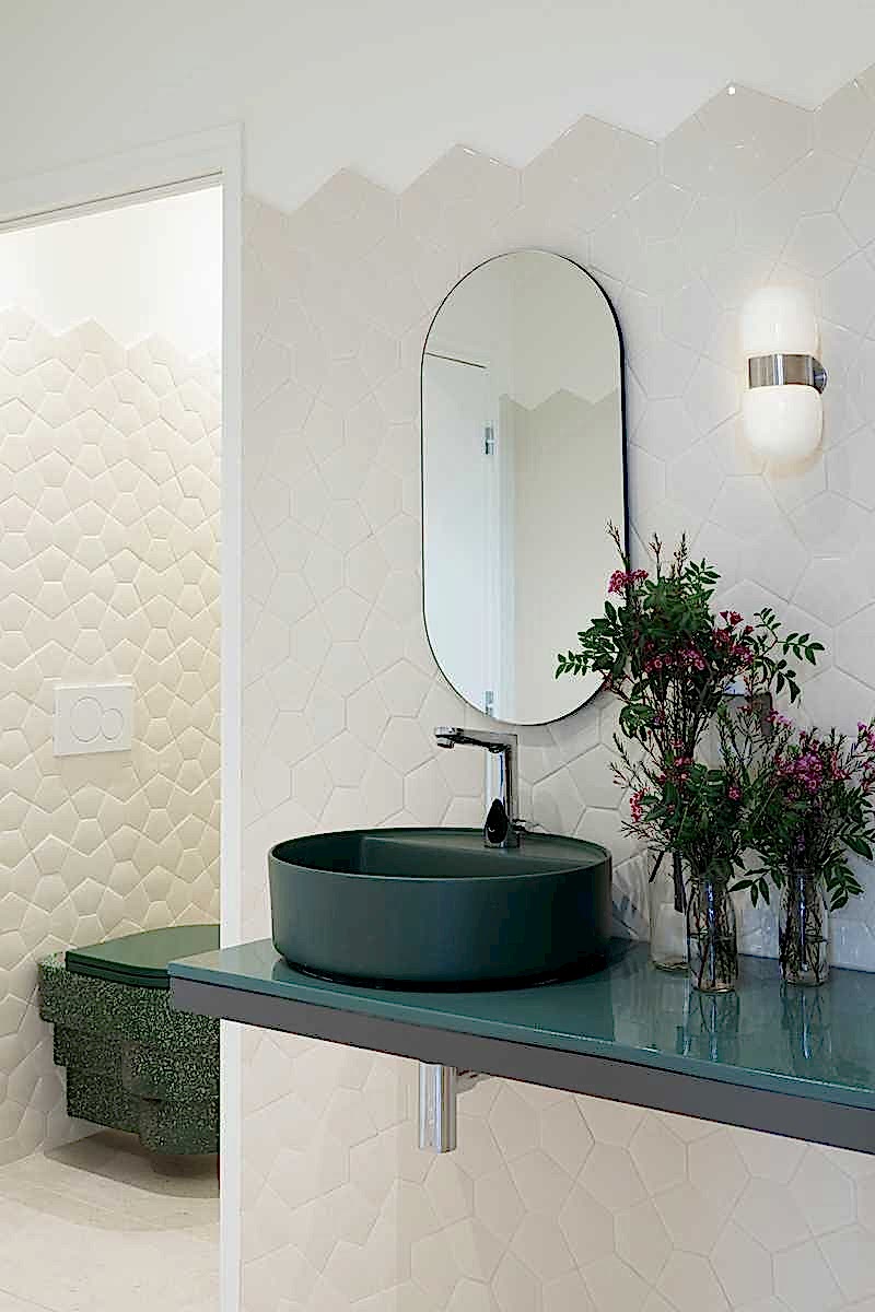 Architecture intérieur d'un restaurant eco-responsable - toilettes