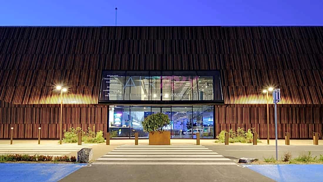 Facade du multiplex de loisirs