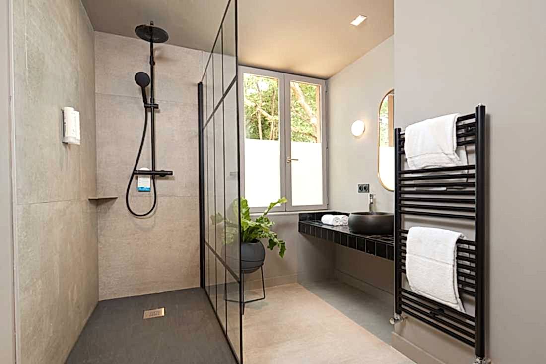 Aménagement d'un hôtel 4 étoiles ecolodge - salle de bain