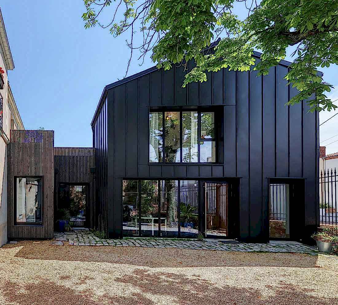 extension-contemporaine-maison-ancienne à Paris