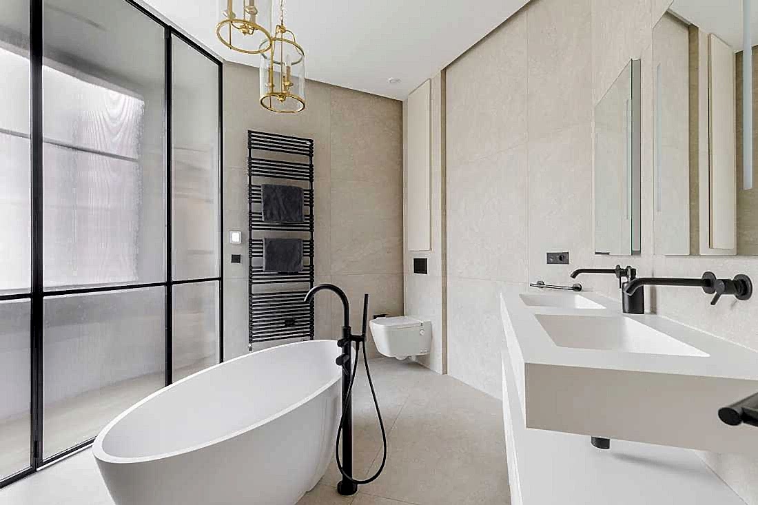 Rénovation complète appartement Art Déco - salle d'eau avec baignoire