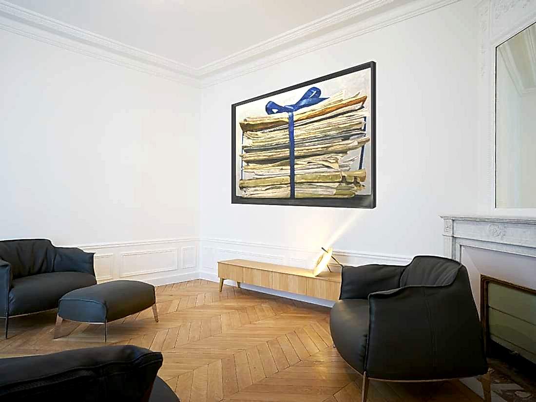 Séjour d'un appartement haussmanien après des travaux de rénovation