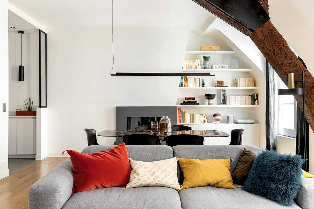 Pièce de vie avec salon et salle à manger
