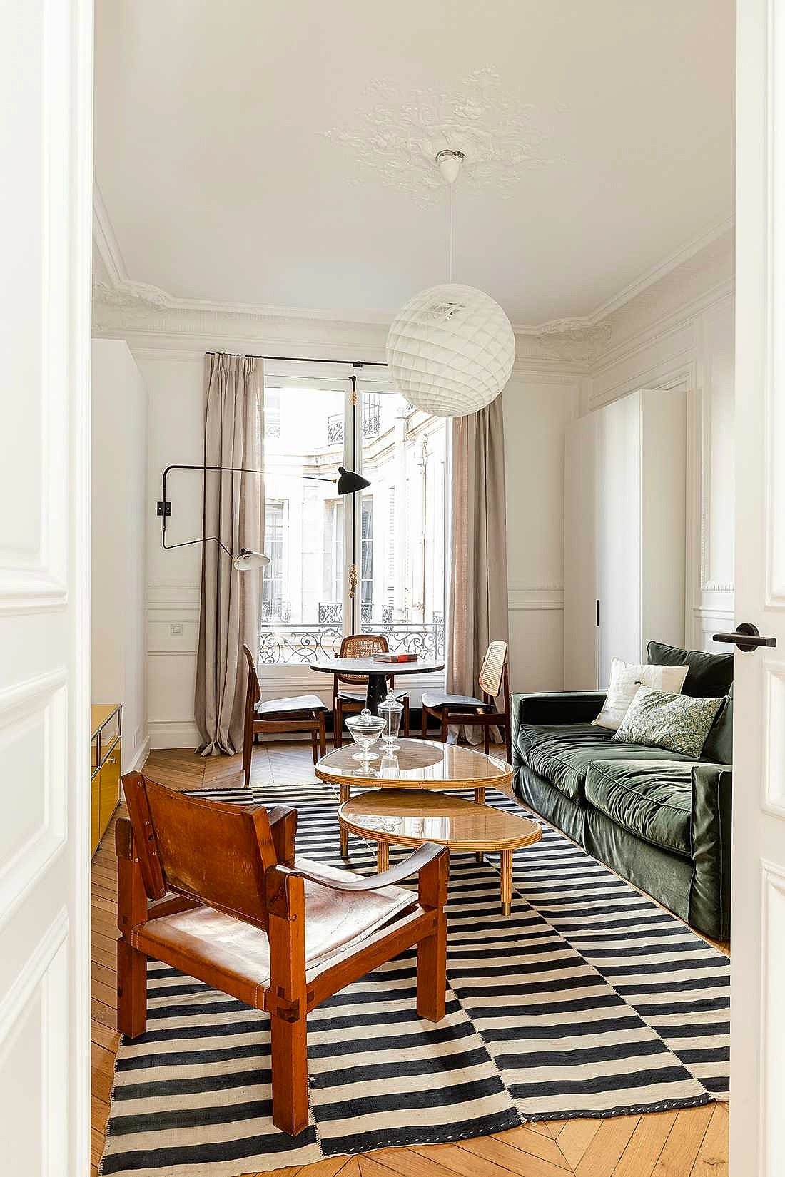 Coin salon d'un appartement familial haussmannien