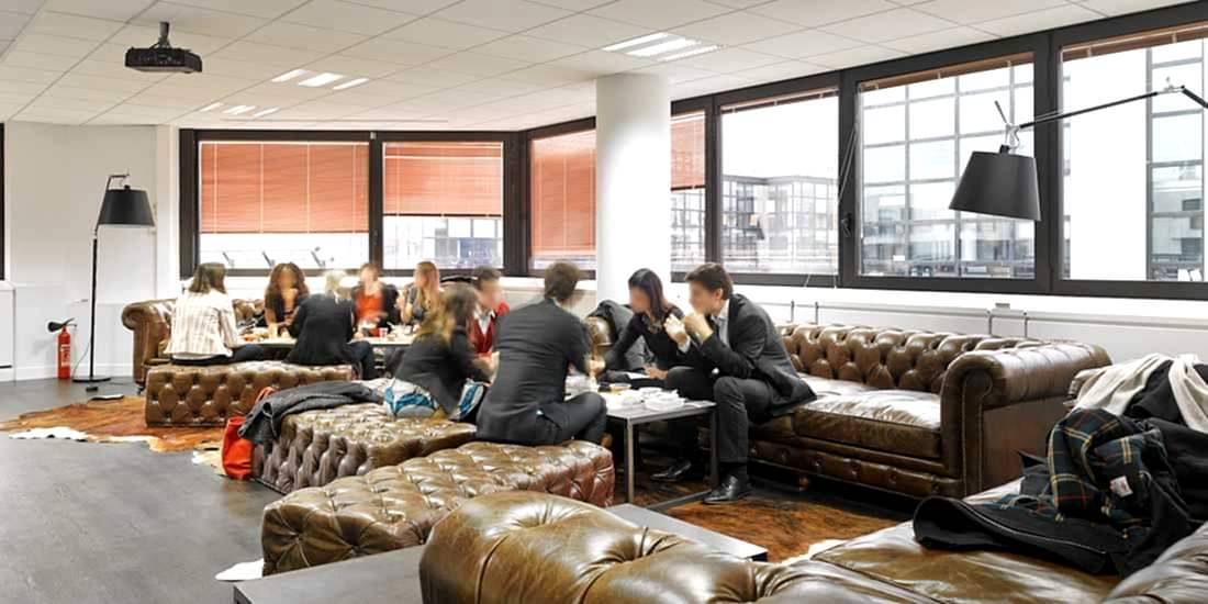 Aménagement de 2 plateaux de bureaux - espace de convivialité